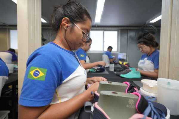 Ceará tem segundo maior número de empregos industriais formais das regiões Norte e Nordeste no acumulado do ano