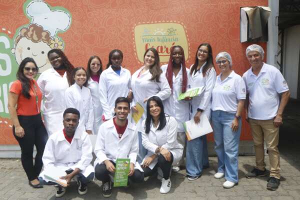 Alunos da Unilab realizam visita técnica à Ceasa-CE