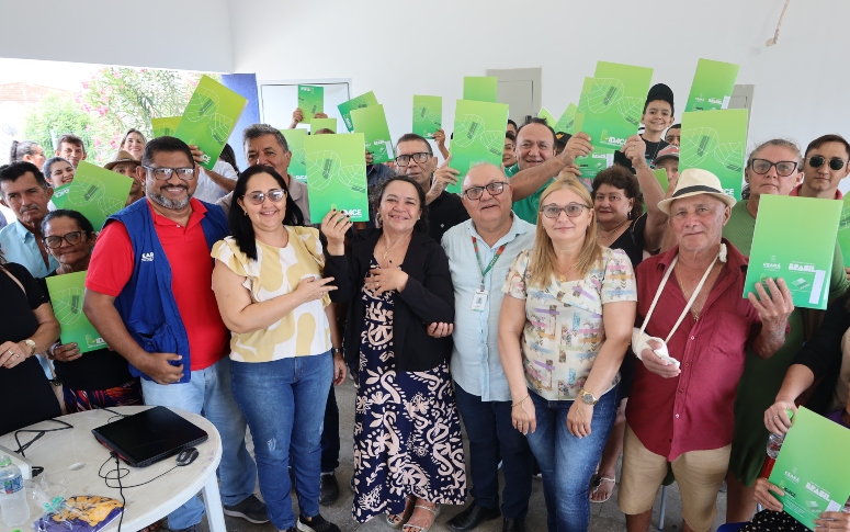 Idace entrega 236 títulos de propriedade durante Fest Berro 2024, em Tauá