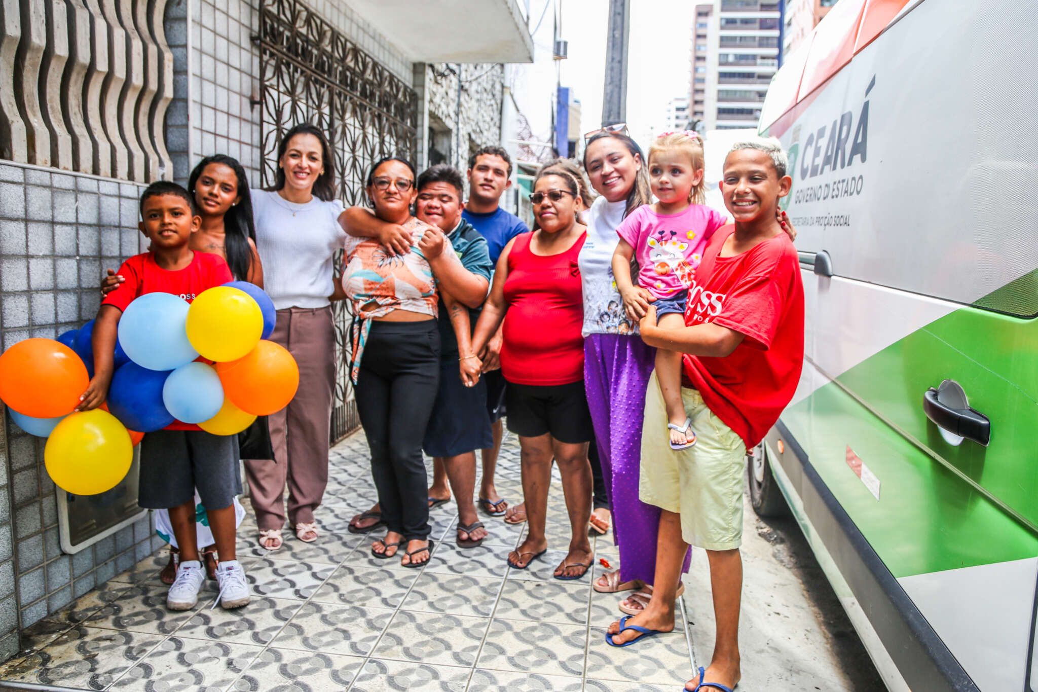 CRD reforça rede de apoio a famílias da Praia do Futuro com atendimento psicossocial