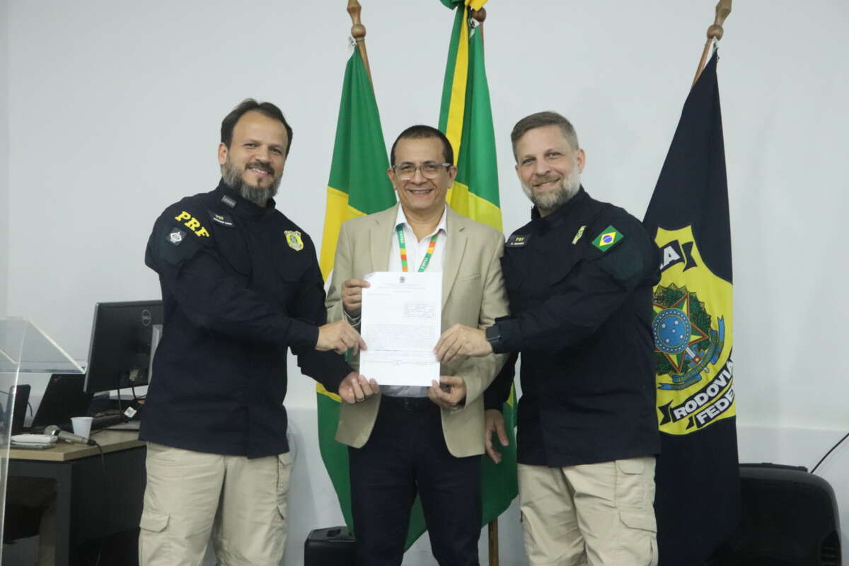 Etice entrega sistema de radiocomunicação para a Polícia Rodoviária Federal