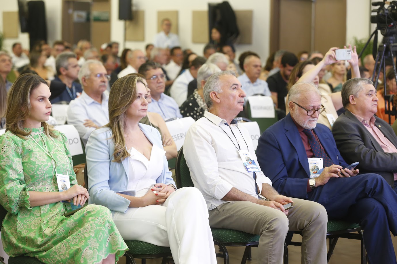 Encontro promovido pelos governos federal e estadual aproxima e capacita prefeitos de todo o Ceará