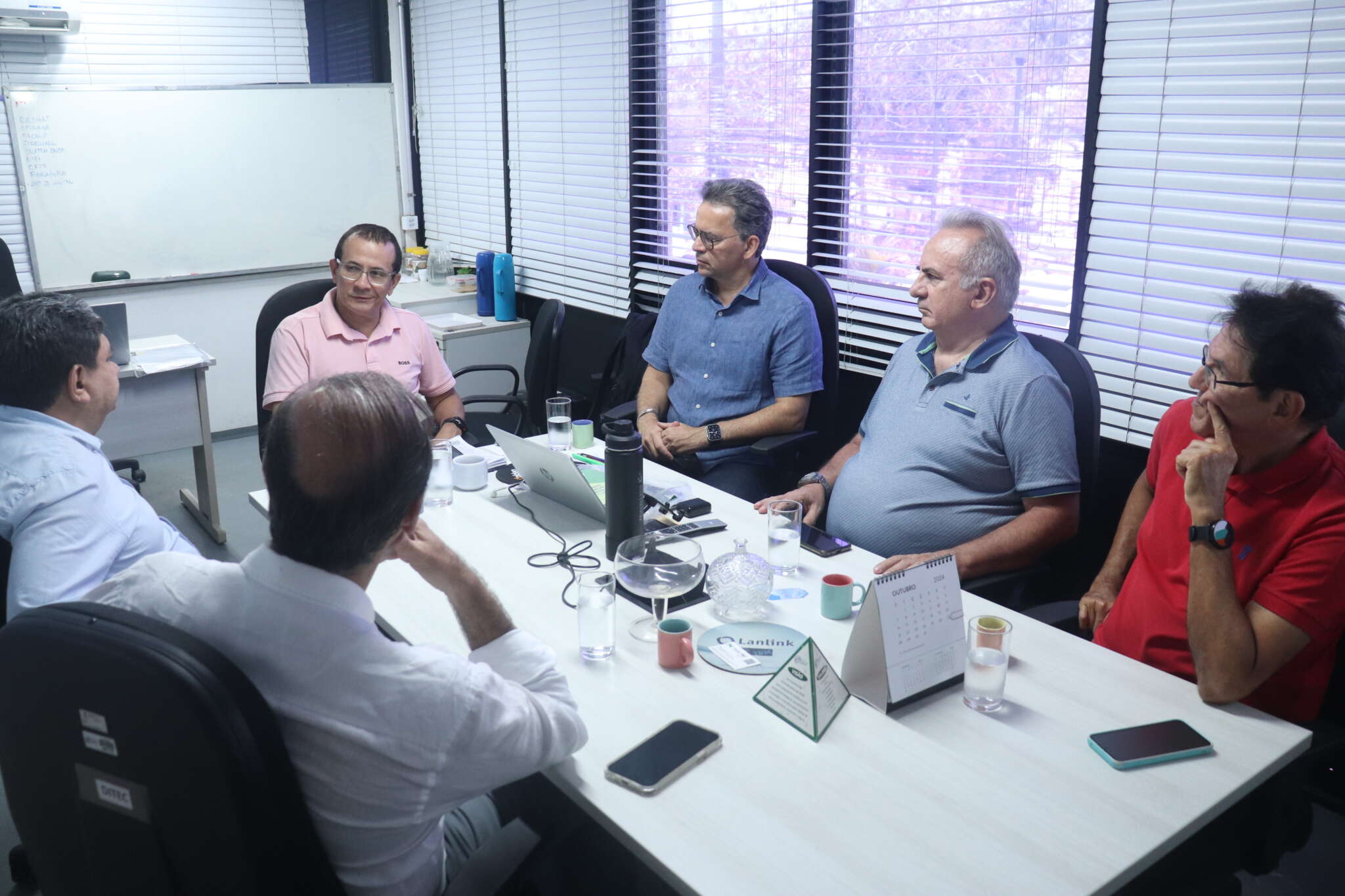 Etice e Funcap vão desenvolver uma plataforma de Inteligência Artificial no Ceará