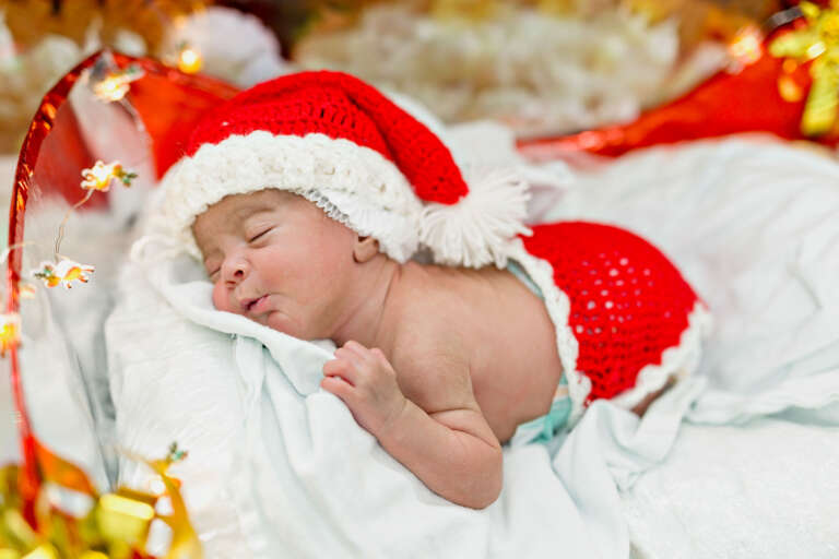 Meu Primeiro Natal: bebês internados no HGWA participam de sessão de fotos temática