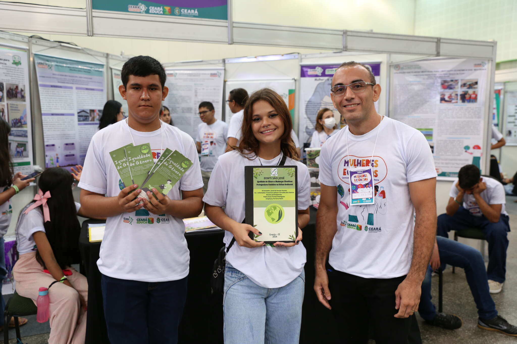 Estudantes apresentam trabalhos inovadores no segundo dia do Ceará Científico 2024