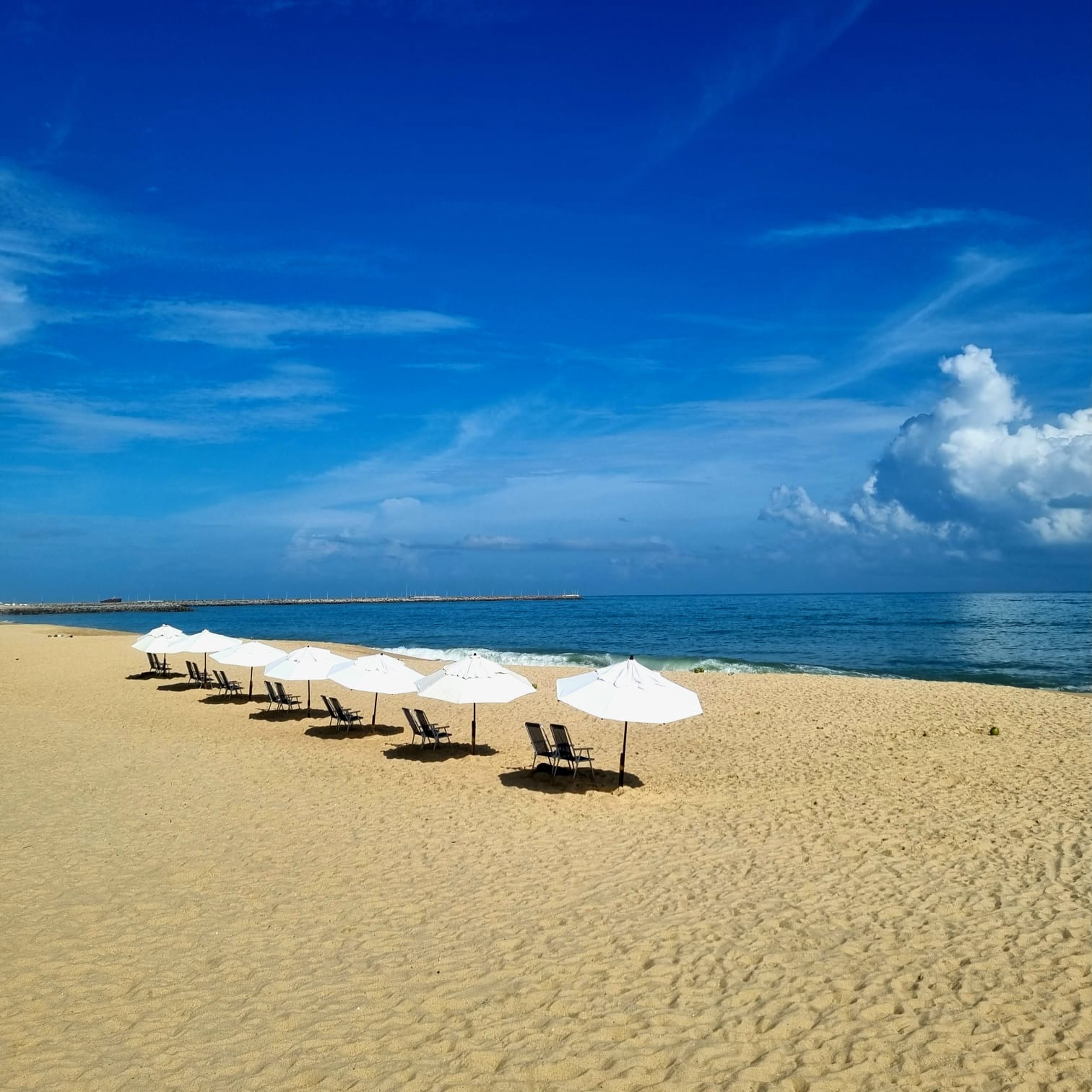 Praia de Iracema e outros 12 pontos do litoral de Fortaleza estão próprios para banho