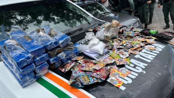 PMCE apreende mais de 30 kg de drogas e captura suspeito de tráfico em Sobral