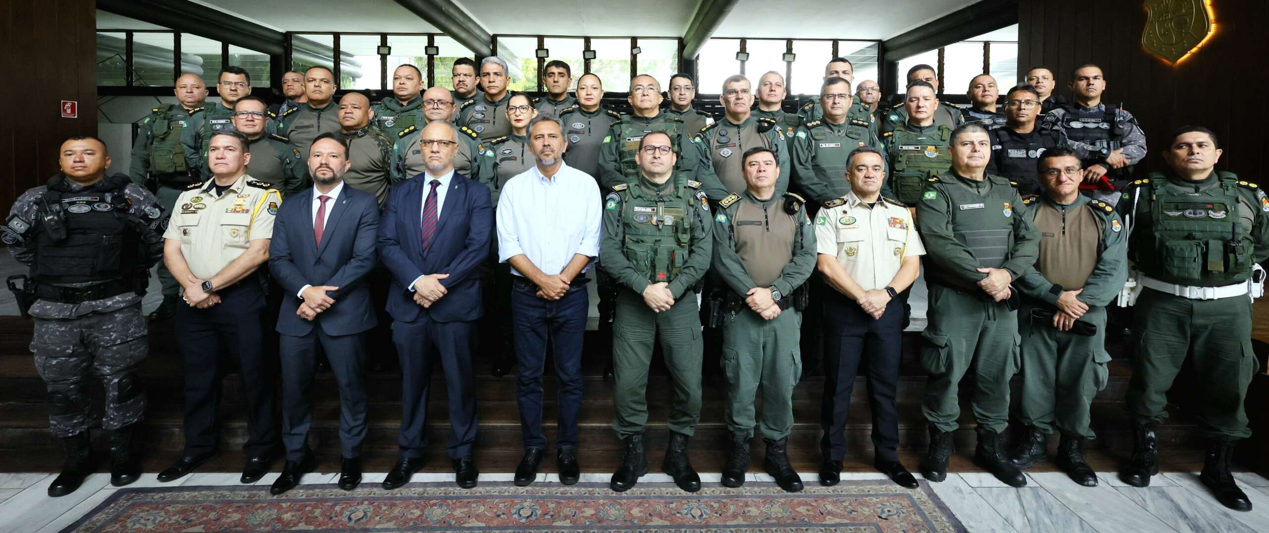 Governo do Ceará lança edital de concurso público com 1.000 vagas para soldado da Polícia Militar