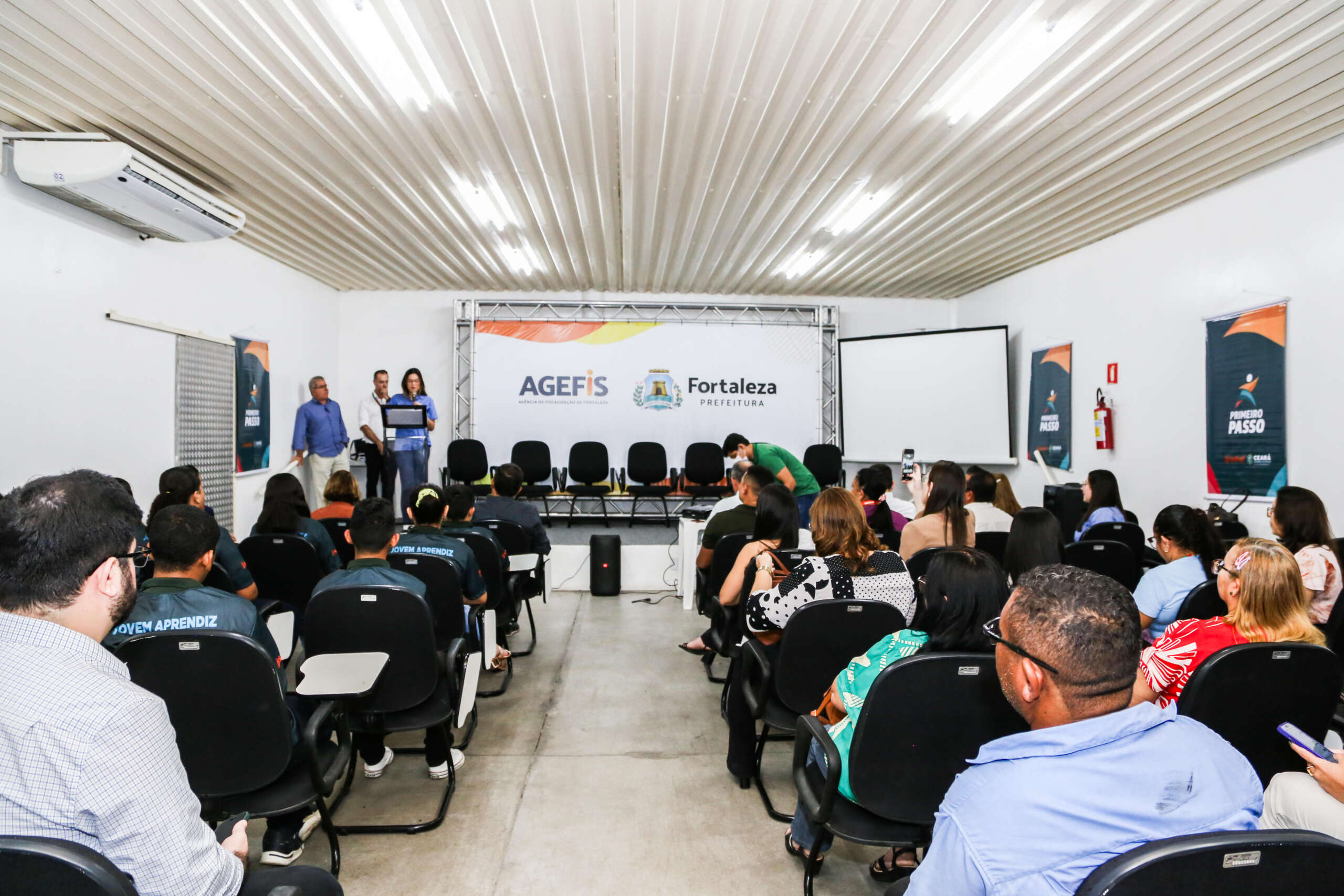 Adolescentes acolhidos dão o primeiro passo para ingressar no mercado de trabalho