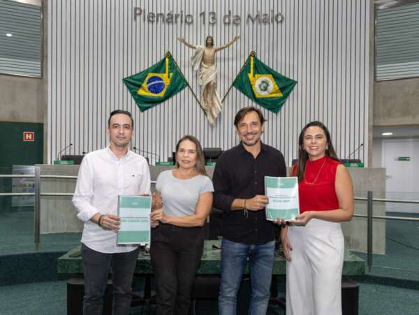 Seplag entrega Projeto da Lei de Diretrizes Orçamentária à Assembleia