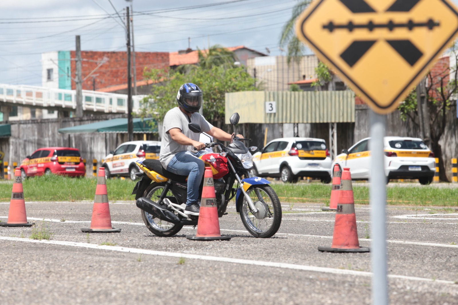 Detran-CE atende candidatos da CNH Popular em Sobral, Tianguá, Acaraú, Camocim e Itapipoca a partir desta segunda-feira (12)
