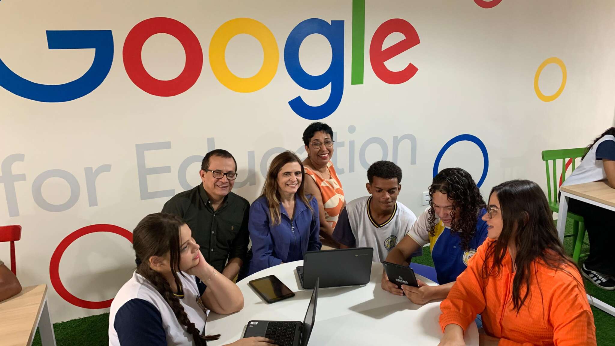 Etice inaugura Salas Google no Crato e em Juazeiro
