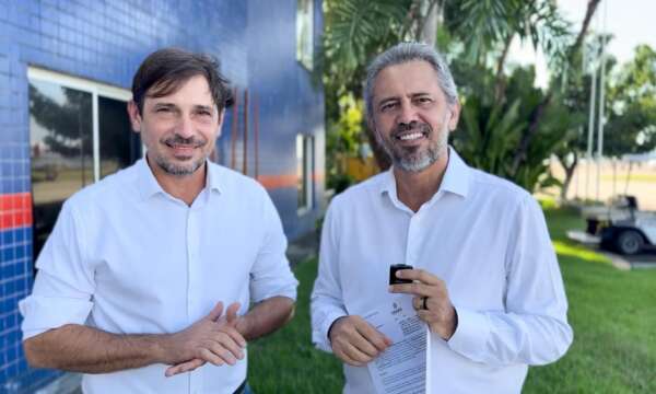 Com a chamada de mais 35 professores concursados, Governo do Ceará chega a mais de 300 convocados para a Uece desde 2023