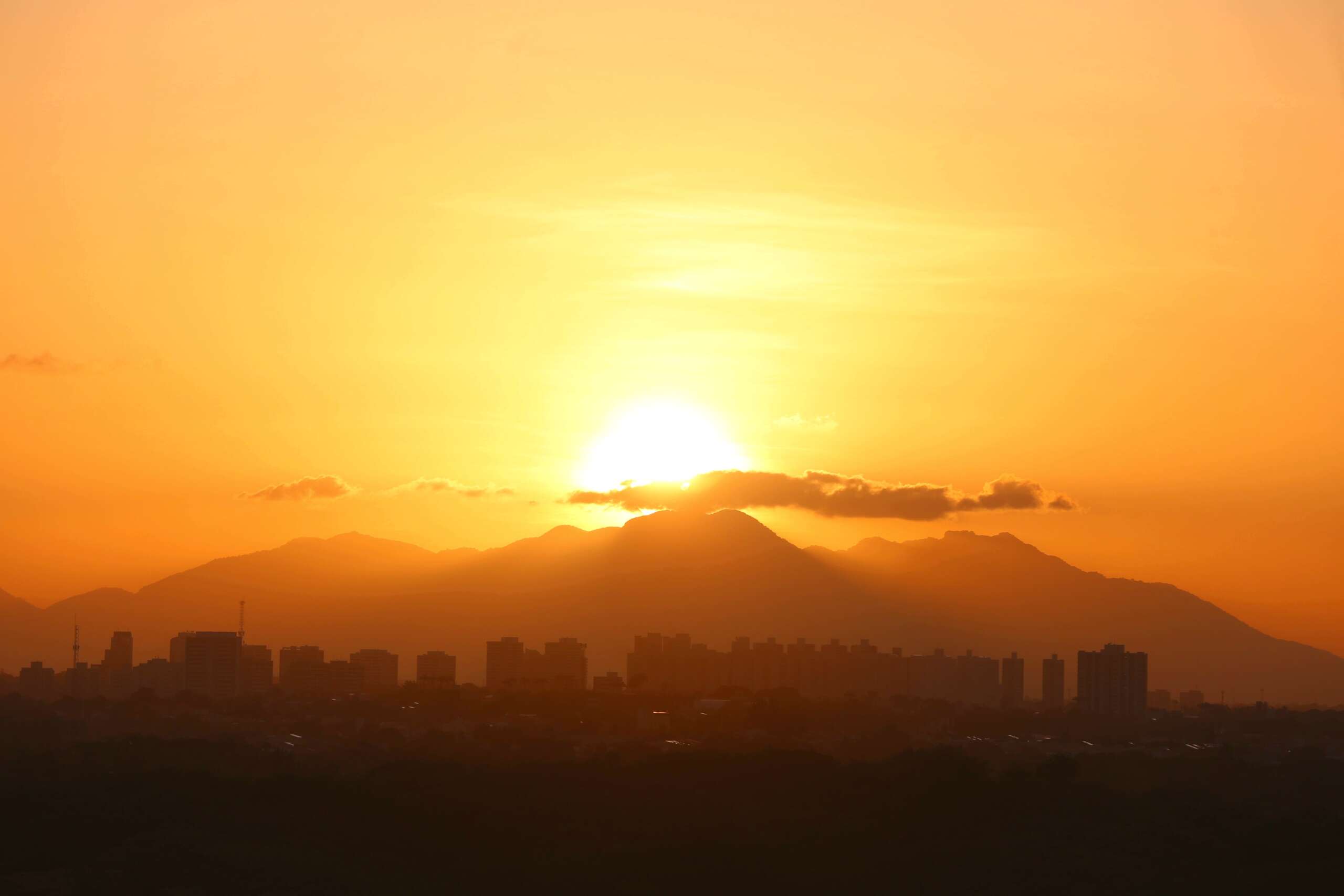 Expectativa de R$ 238 milhões em receita e aumento de 14,4% na demanda turística movimenta o feriado de Corpus Christi no Ceará