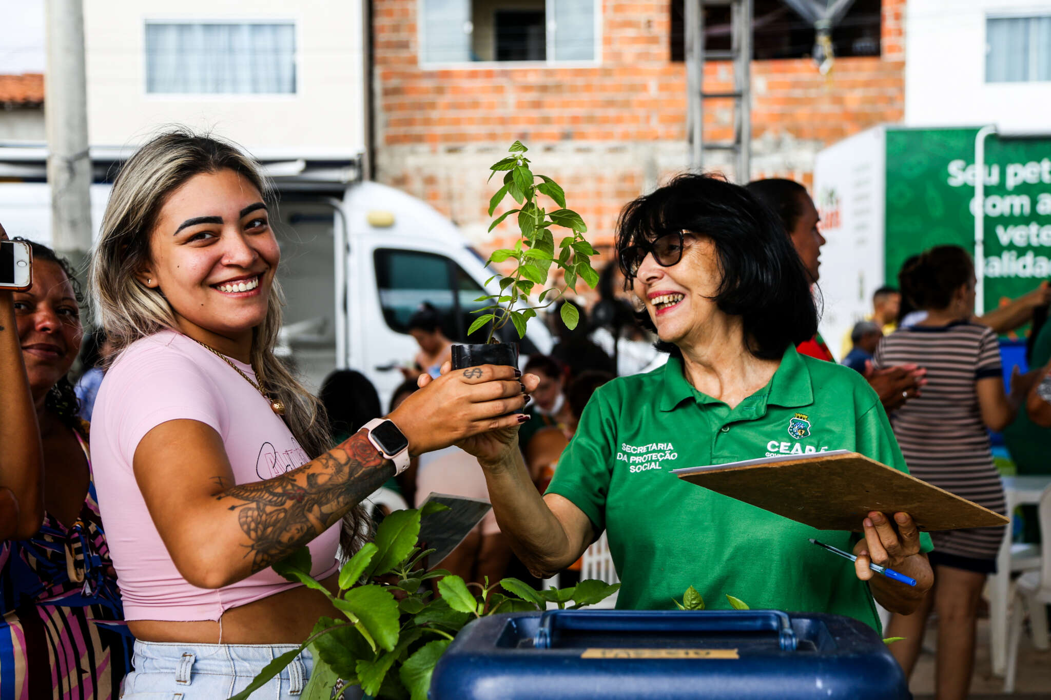 Projeto Acolher leva serviços ao bairro Floresta, em Fortaleza