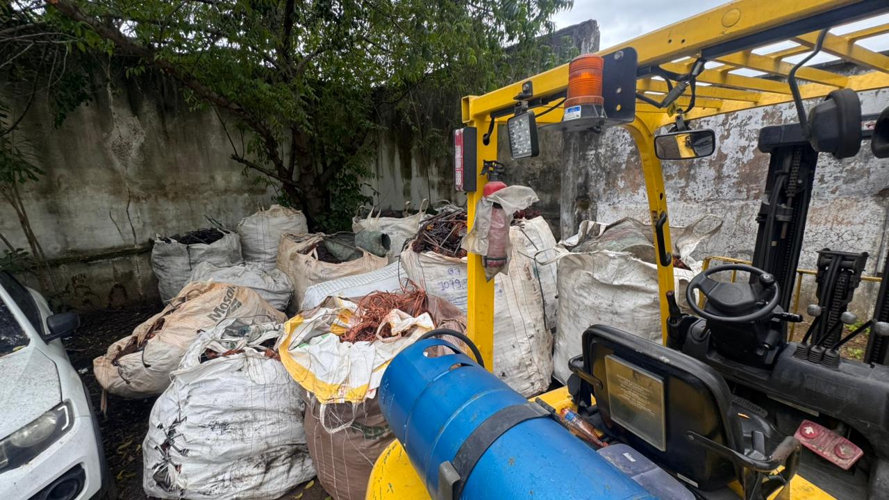 13 toneladas de fios de cobre são apreendidas durante ação da PCCE no Eusébio