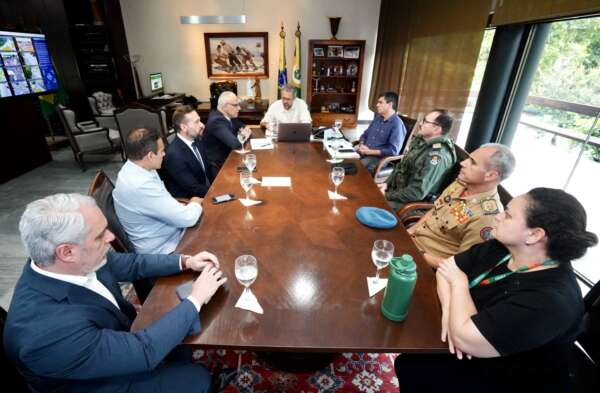 Governador Elmano de Freitas anuncia novos 174 policiais militares nas ruas a partir de agosto