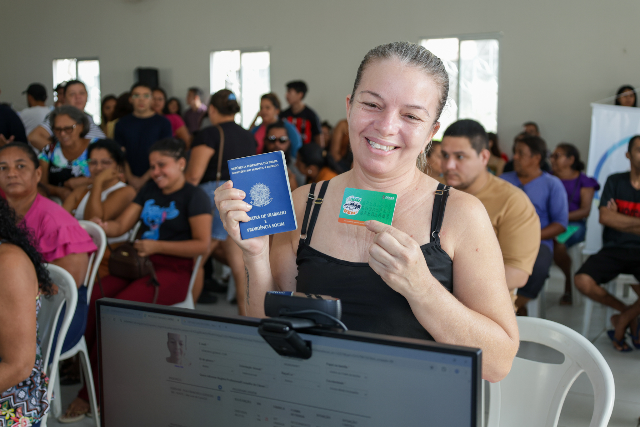 Caravana VaiVem entrega cerca de 500 cartões em três dias de atendimento na RMF