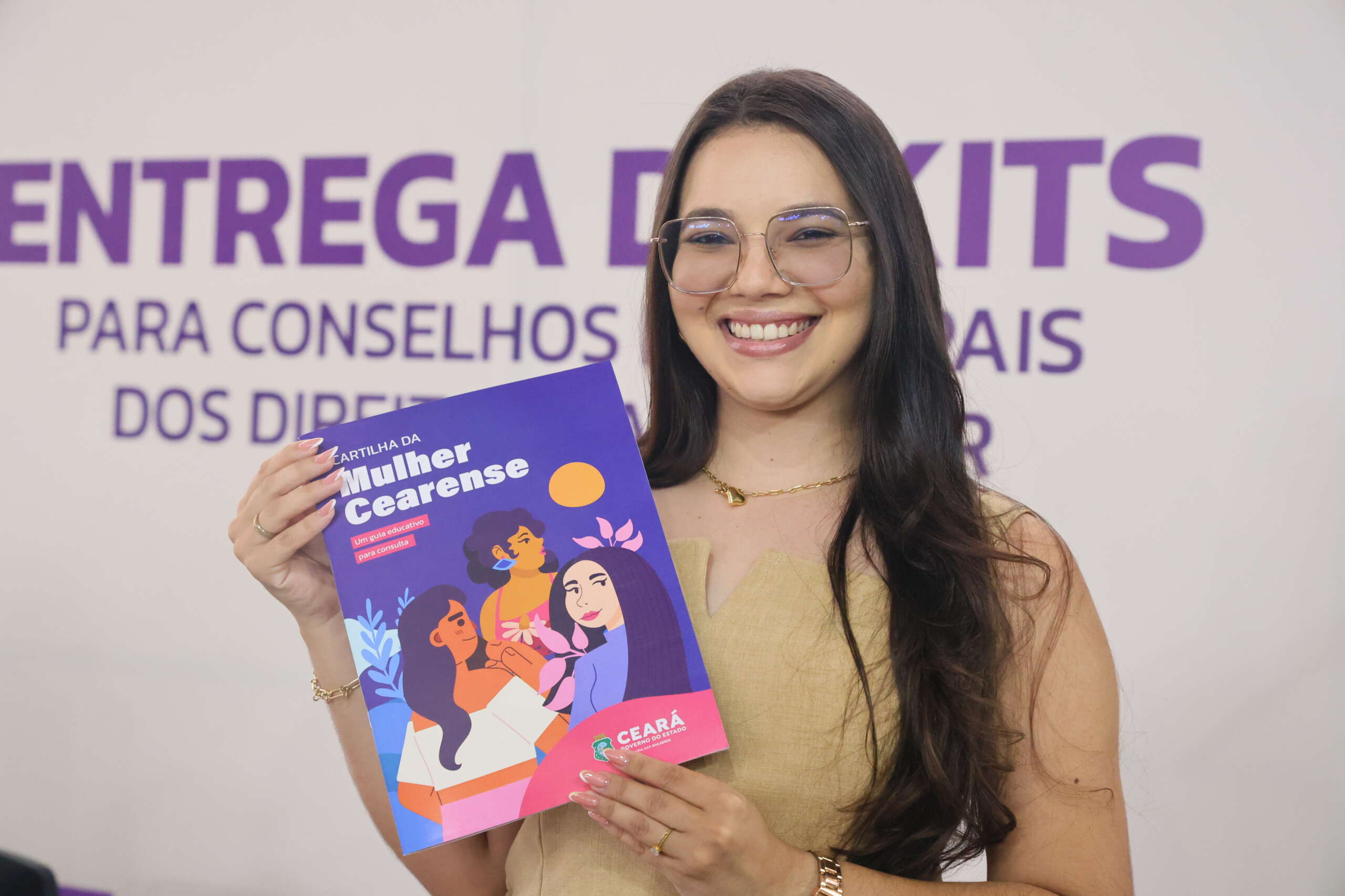 Governo do Ceará fortalece atuação de Conselhos Municipais dos Direitos da Mulher com novos kits