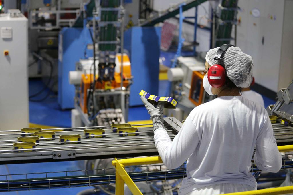 Ceará é o segundo maior gerador de empregos industriais do Nordeste no acumulado do ano