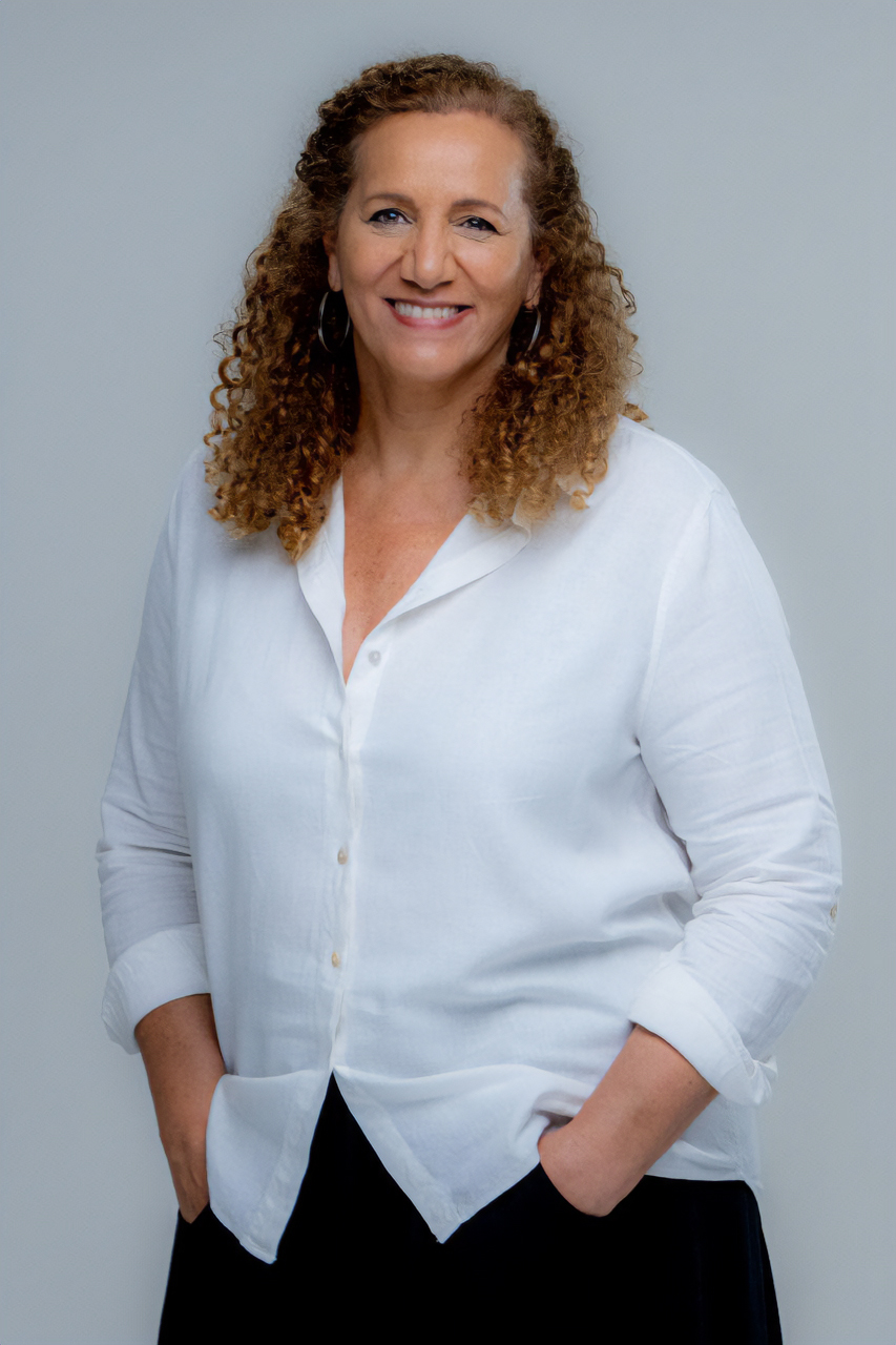 Jandira Feghali lança livro sobre o poder transformador da Cultura em Fortaleza