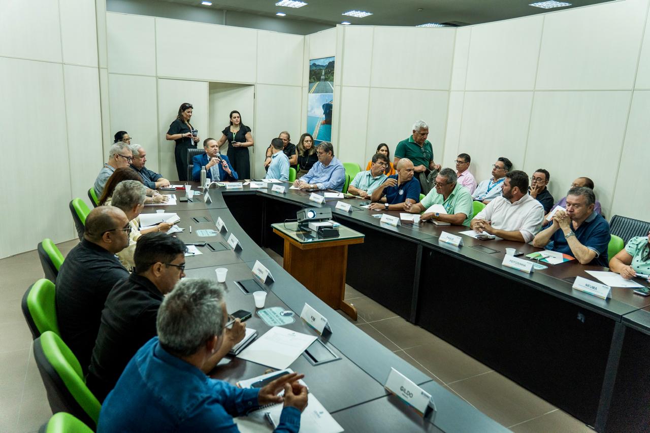 SDE e instituições cearenses debatem proposta de normatização para cultivo de algodão orgânico e transgênico no Ceará
