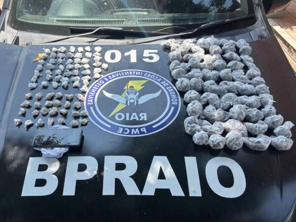 Mulher é presa em flagrante por tráfico de drogas em Quixeramobim