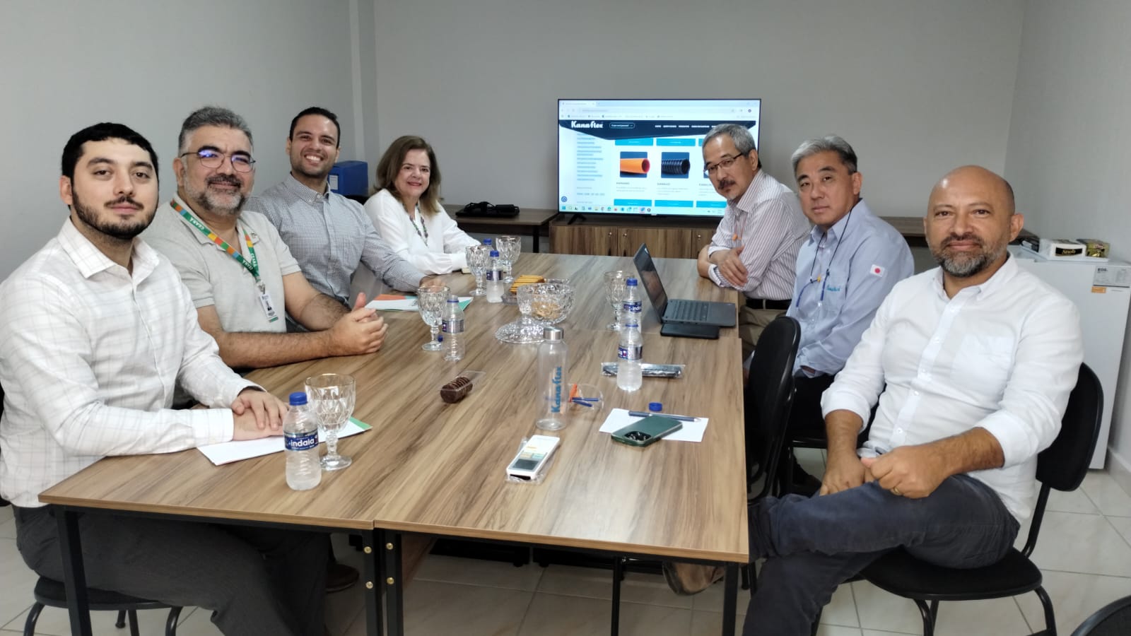 Ceará fortalece laços com empresa japonesa em visita à unidade em Maracanaú