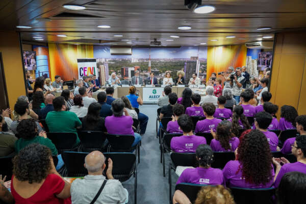 Em dia histórico para o audiovisual cearense, Secult Ceará debate a implantação da Ceará Filmes