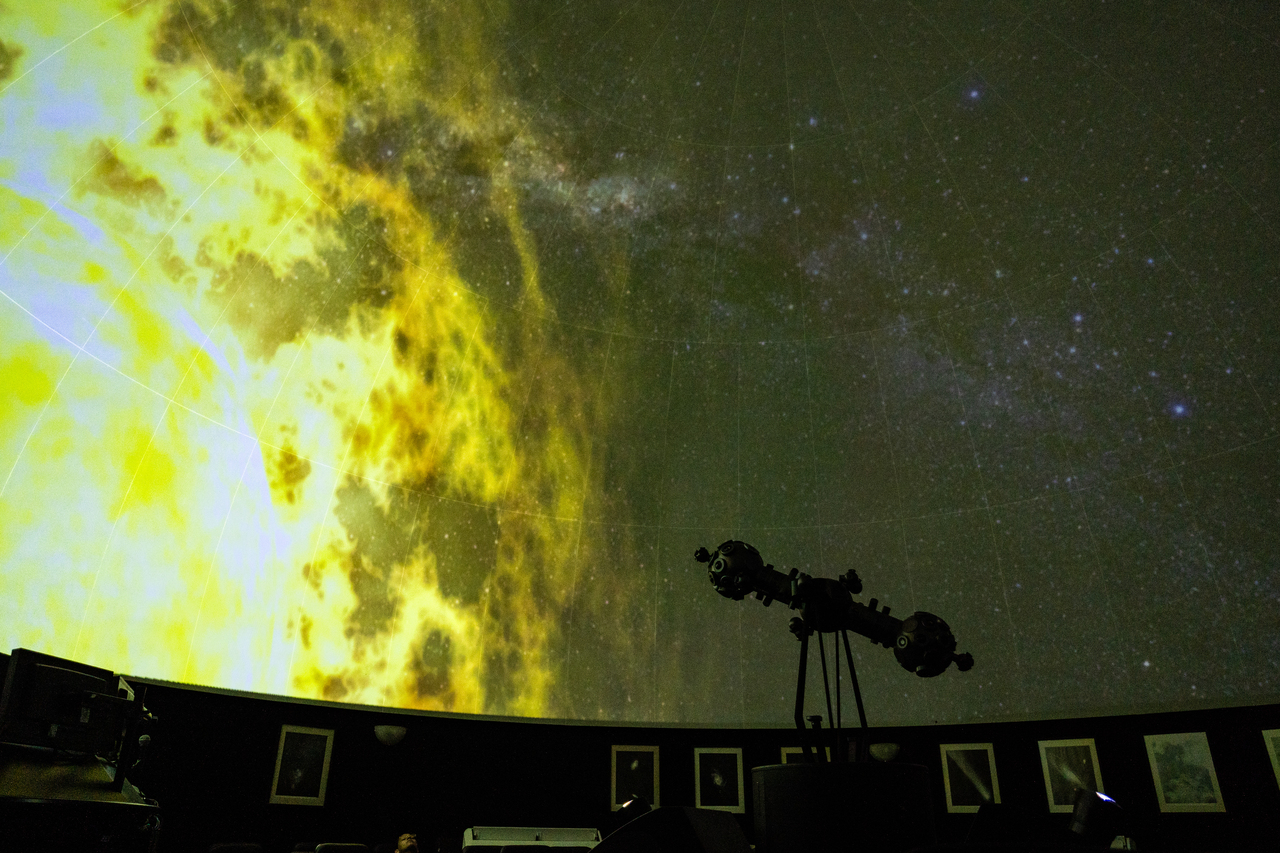 Planetário realiza sessão especial para professores aposentados da rede pública