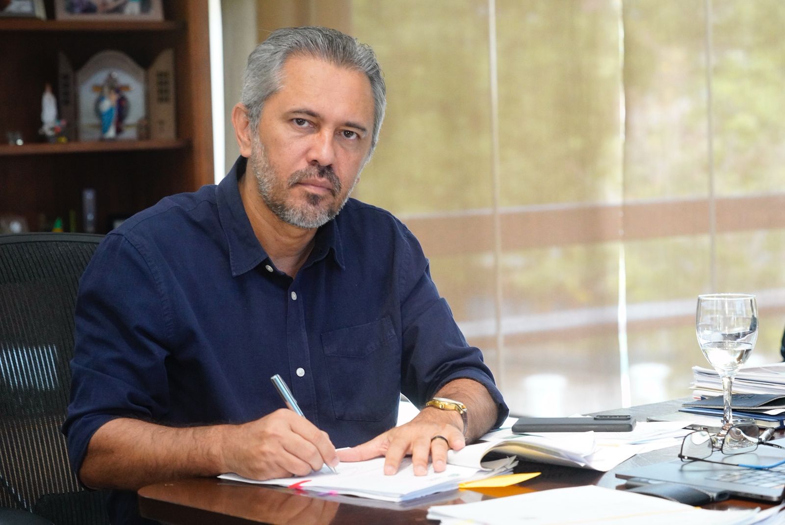 Governador sanciona lei que garante auxílio financeiro a crianças e adolescentes órfãos da Covid-19