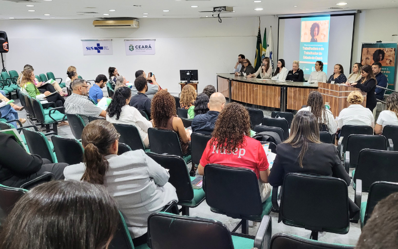 Sesa empossa membros do Fórum Intersetorial de Saúde da Trabalhadora e do Trabalhador do Ceará