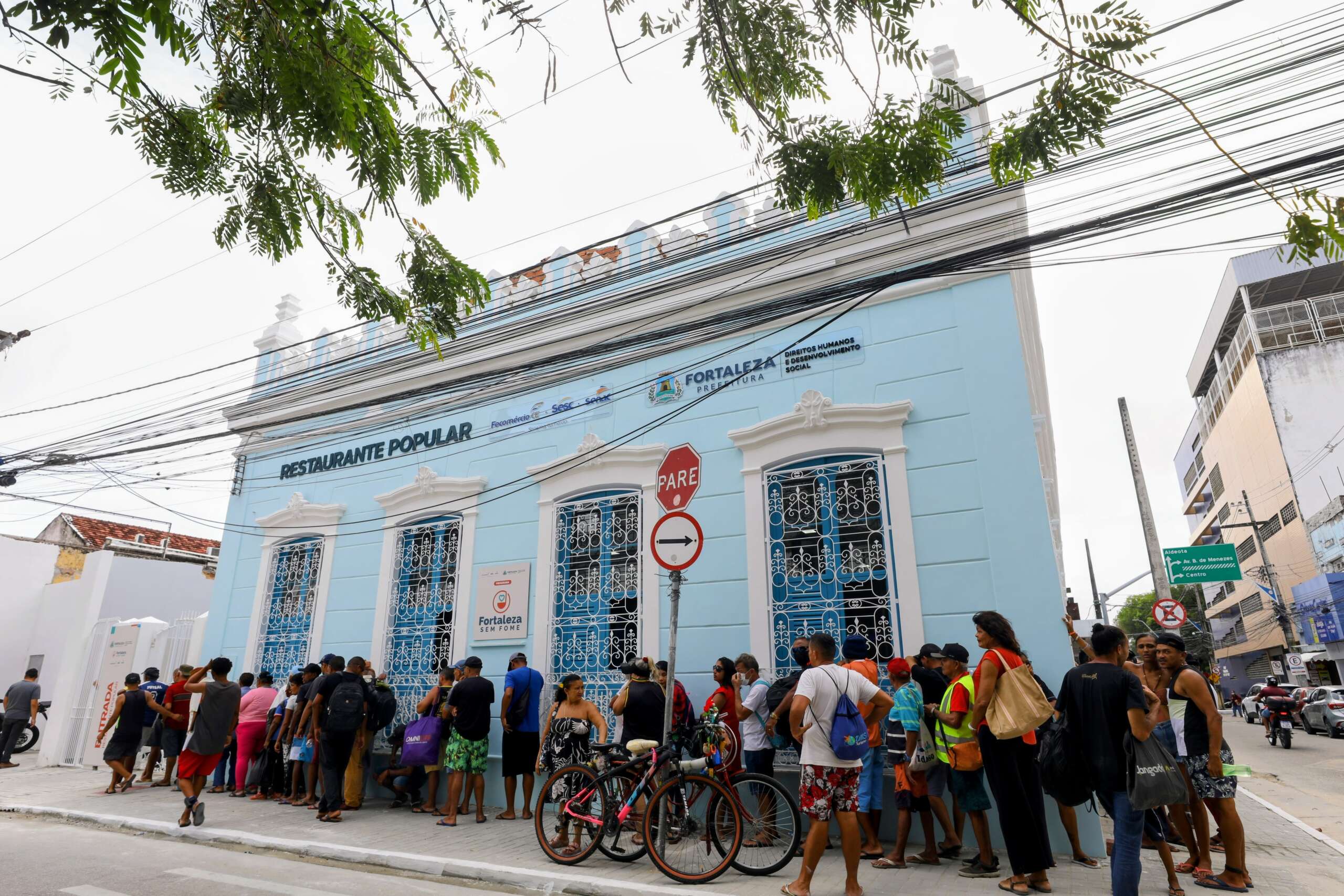 FORtaleCE: Governo do Ceará, Prefeitura de Fortaleza e União inauguram restaurante popular que distribuirá até 1.000 refeições por dia
