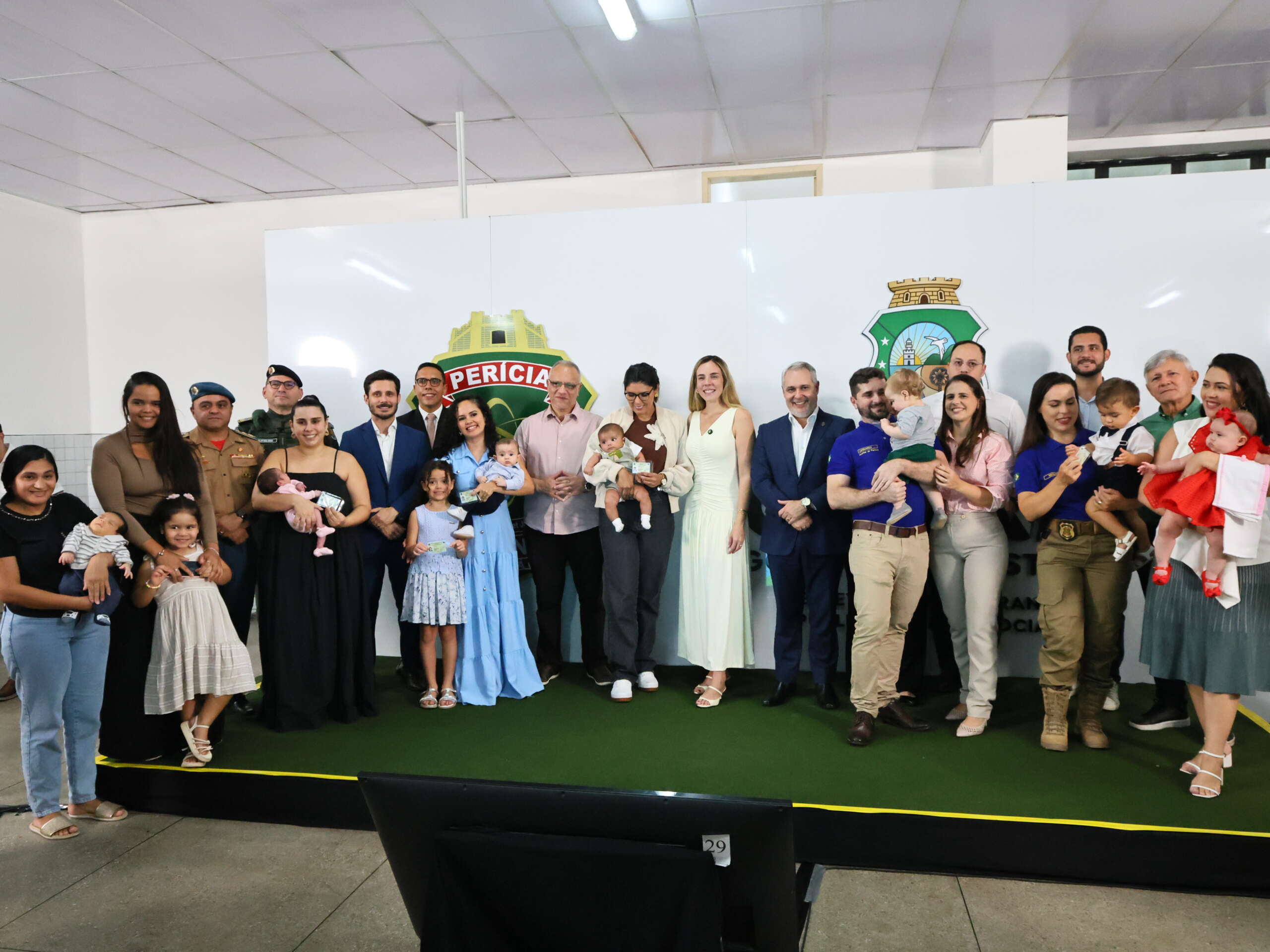 Ceará inicia emissão da Carteira de Identidade Nacional para o público neonatal e infantil