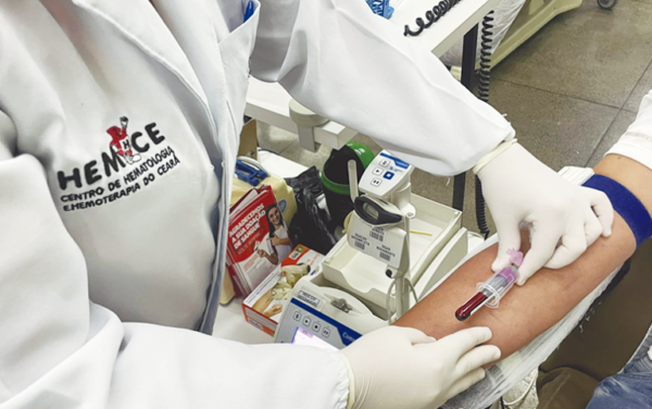 Festa da Gratidão: Hemoce promove encontro entre doador e receptor de medula óssea