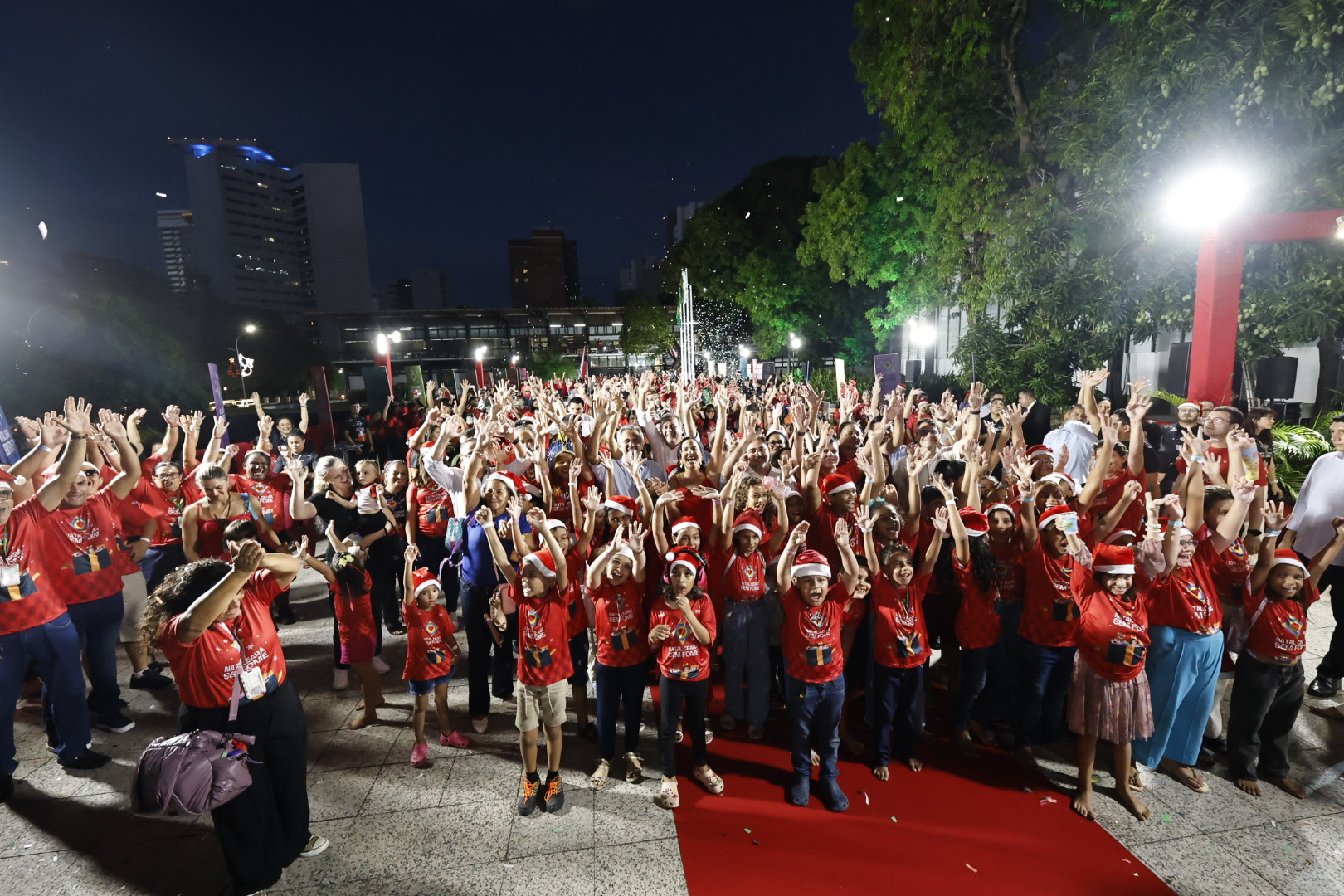 Natal Ceará Sem Fome reúne 500 crianças no Palácio da Abolição