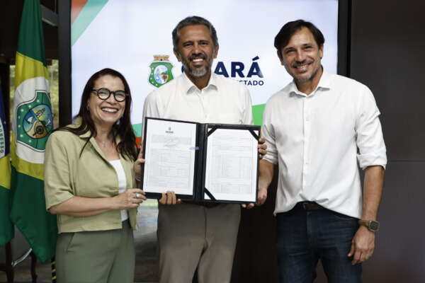 Governo do Ceará nomeia mais 322 profissionais aprovados em concurso da Saúde