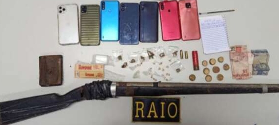 PMCE apreende adolescente com arma e drogas no Planalto Ayrton Senna