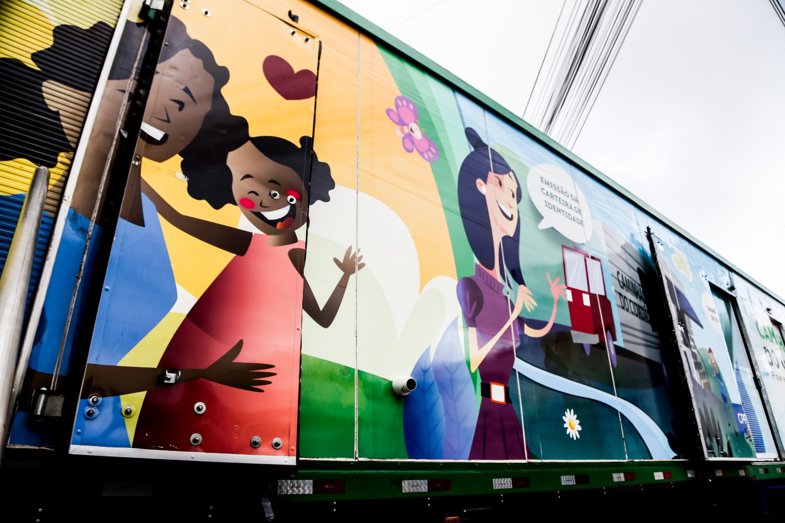 Caminhão do Cidadão atende população de Fortaleza, Caucaia, Palhano, Missão Velha e Sobral