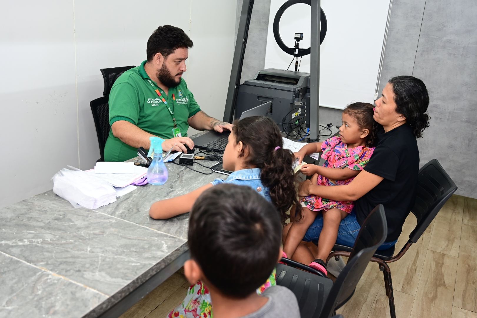 Projeto Acolher leva serviços de saúde e cidadania à Granja Lisboa