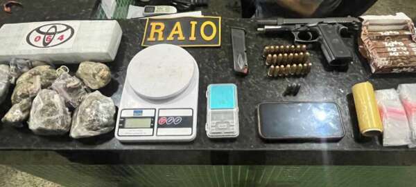 Após denúncias, policiais militares prendem suspeito com 1,9 kg de maconha e pistola no Couto Fernandes