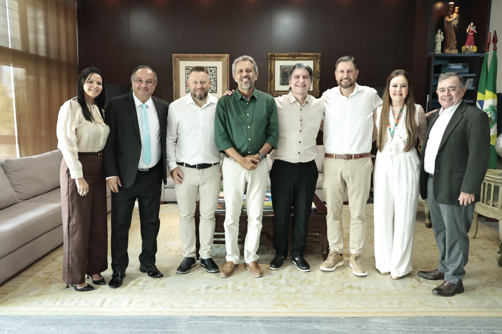 Governo do Ceará garante apoio para instalação de empresa que vai gerar mais de 800 empregos em Granja