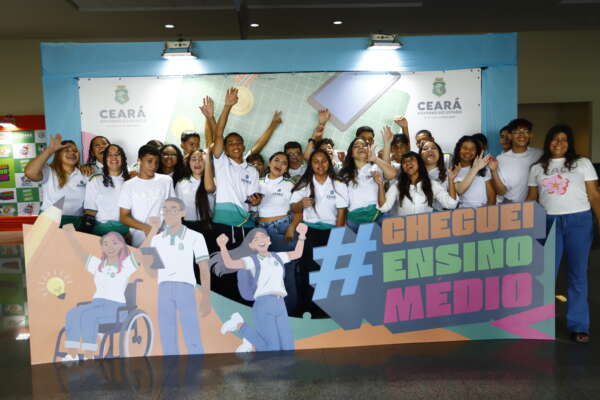 Cheguei, Ensino Médio: novos estudantes da rede estadual recebem apoio e motivação