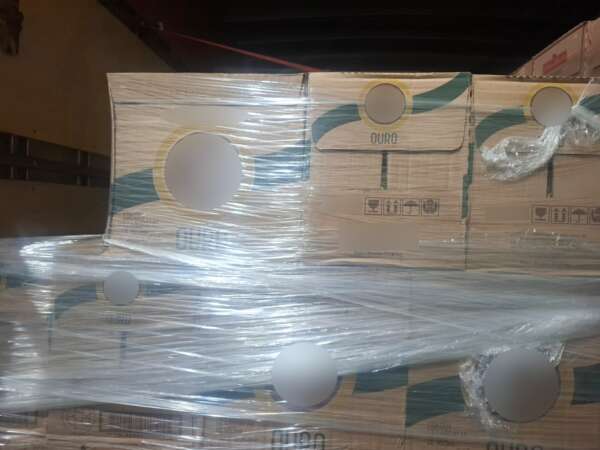 Sefaz-CE apreende 20 mil garrafas de bebidas quentes sem documentação