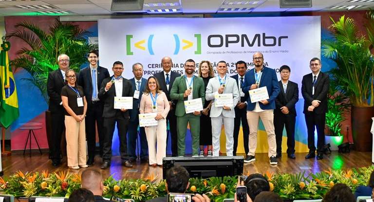 MEC premia professores medalhistas na Olimpíada Brasileira dos Professores de Matemática
