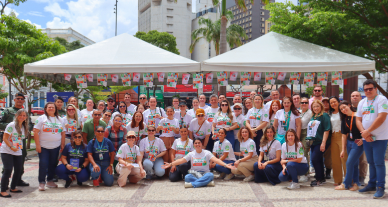 Cidadania em ação: CGE promove escuta ativa na Praça do Ferreira