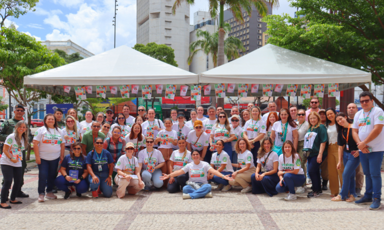 Cidadania em ação: CGE promove escuta ativa na Praça do Ferreira