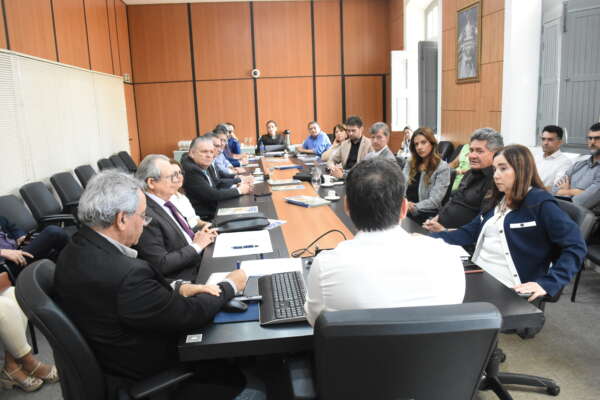 Condecon empossa integrantes e aborda impactos da reforma tributária no setor produtivo