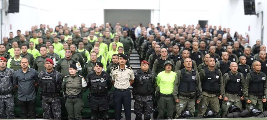 Aesp e PMCE: mais de 200 alunos iniciam cursos de formação continuada