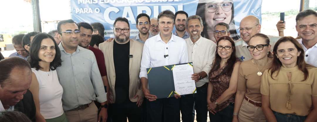 Governador Elmano de Freitas e ministro Camilo Santana vistoriam obra do Hospital Universitário da UFCA e anunciam mais investimentos